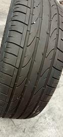 Bridgestone 235/45r19