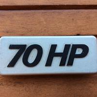 Logo 70 HP griglia Fiat 127 Sport