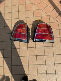 FARI POSTERIORI OPEL ZAFIRA