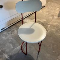 4 sedie in legno con telaio in metallo