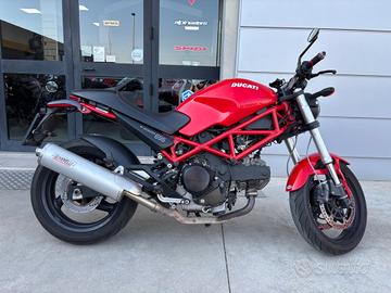 Ducati Monster 695