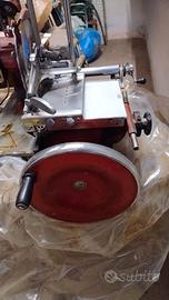 Affettatrice berkel type: 9H rossa