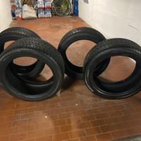 Pirelli Sottozero 245/45 R19  98W 275/40 R19 101W