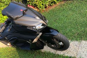 TMAX 530 AKRAPOVIC