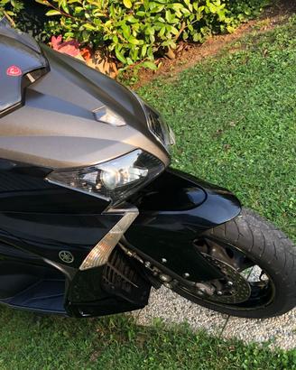 TMAX 530 AKRAPOVIC