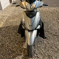 KYMCO PEOPLE GTI 125