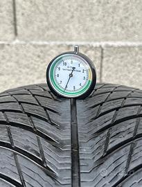 Gomme 255 45 20 
