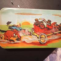 Scatola in latta vintage 