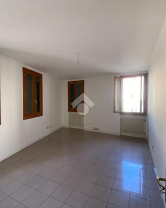 UFFICIO A BASSANO DEL GRAPPA