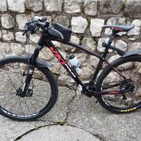 Mountain bike full carbon
