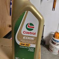olio castrol 5W-30 