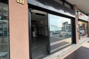 Negozio/ufficio, fronte Sempione