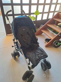 Passeggino Chicco Multiway chiusura a ombrello