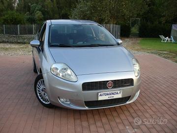 FIAT Grande Punto 1.3 MJT 75 CV 5 porte Dynamic