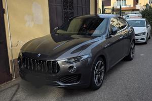 MASERATI LEVANTE SOLI 53.000 KM RARA