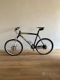 Bicicletta Scott Mountain Bike