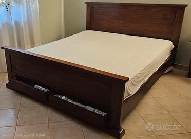 Letto matrimoniale 