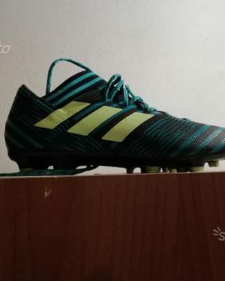 Scarpe da calcio adidas e Nike