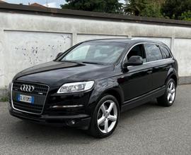 Audi Q73.0V6 TDI 233CV quattro F1 Sline 7posti