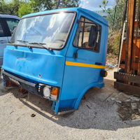 Cabina Iveco 79. 95 14