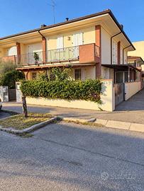 Villa di 177 m² con 5 locali a Ravenna
