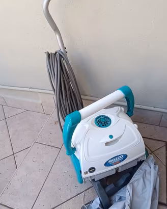 Robot piscina