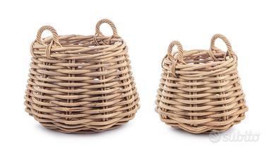 Set in rattan