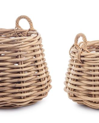Set in rattan