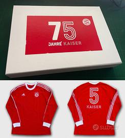 Franz Beckenbauer, maglia dei 75 anni autografata