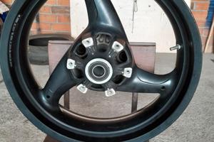 cerchio posteriore ducati monster 696
