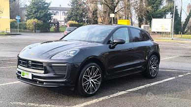 PORSCHE Macan 2.0 T