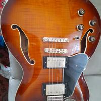 chitarra Ibanez mancina
