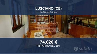 Immobile in asta di 93 m² a Lusciano