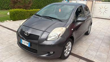 Toyota Yaris 1.0 benz 2008 5 porte