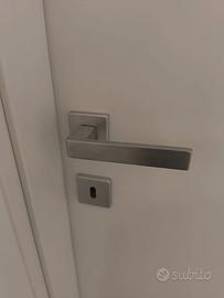 MANIGLIA PER PORTE INTERNE CROMO SATINATO