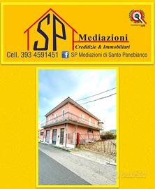 Singola con ampio Garage e Terreno