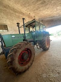 Trattore Fendt Favorite 611 LSA Tirbomatik+ Aratro