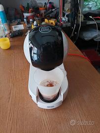 macchina caffè  dolce gusto 