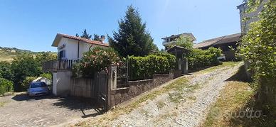 Villa di 180 m² con 4 locali e box auto doppio a M