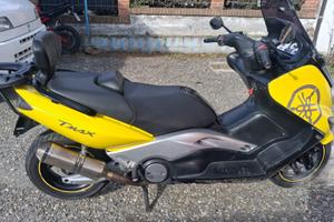 tmax 500cc