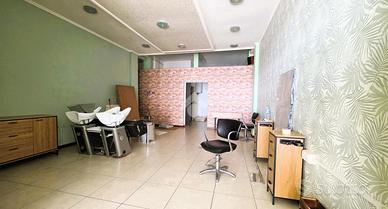 NEGOZIO A BAGNOLO SAN VITO