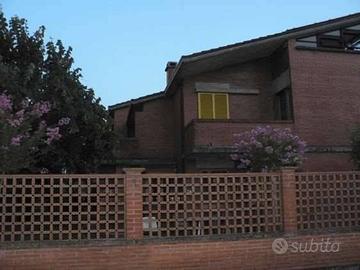Villa di 400 m² con più di 5 locali e box auto a B