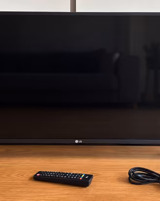 TV LG 40” Ultra HD 4K