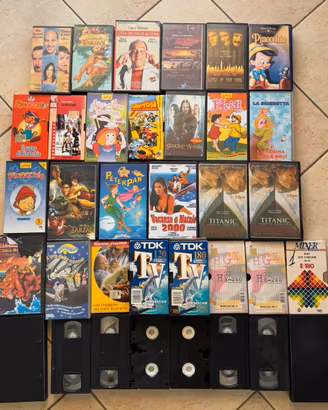 Lotto VHS Film e Classici Disney / Animazione