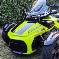 CAN-AM BRP Spyder f3