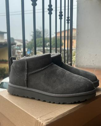 UGG Ultra Mini grigi – pari al nuovo – n.38