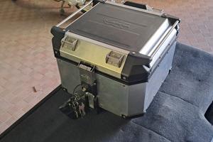 Bauletto kappa  alluminio /givi trekker 42 lt.