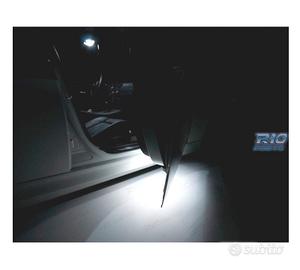 PLAFONIERE LED PER PIEDI E PORTE MINI COOPER