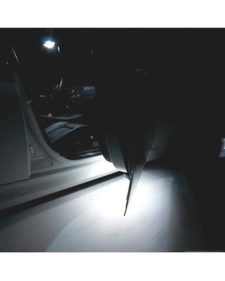 PLAFONIERE LED PER PIEDI E PORTE MINI COOPER