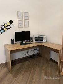 Scrivania e libreria ufficio/stanzetta